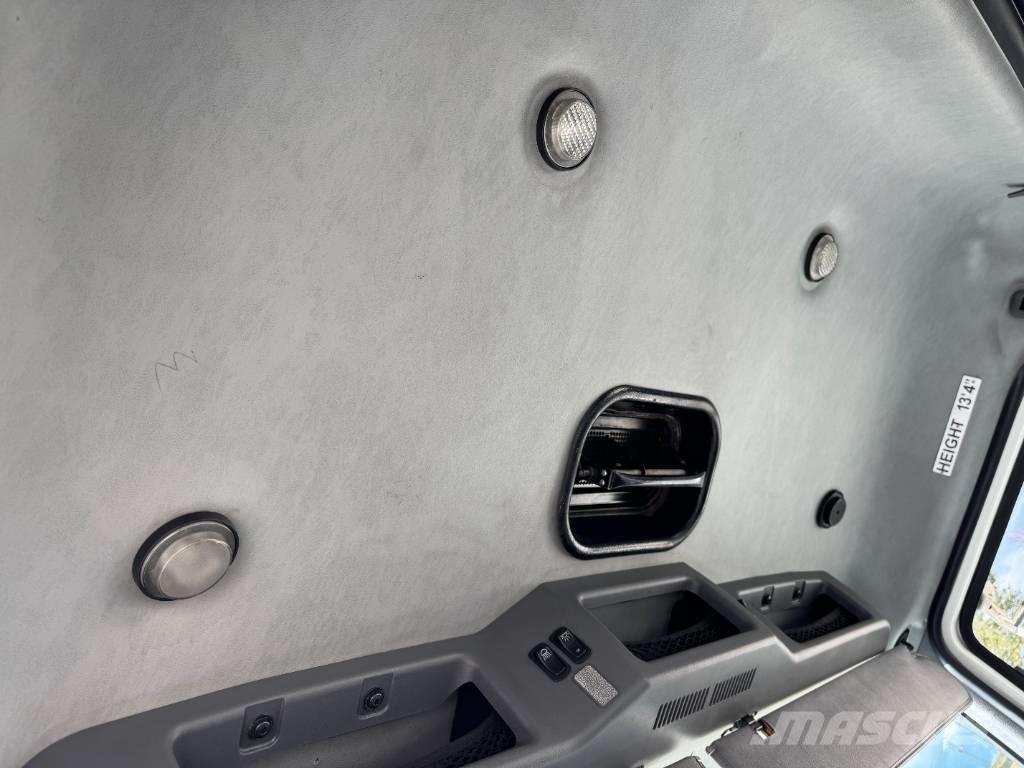 Mack Granite GU 813 Savivarčiai su kabeliniu keltuvu