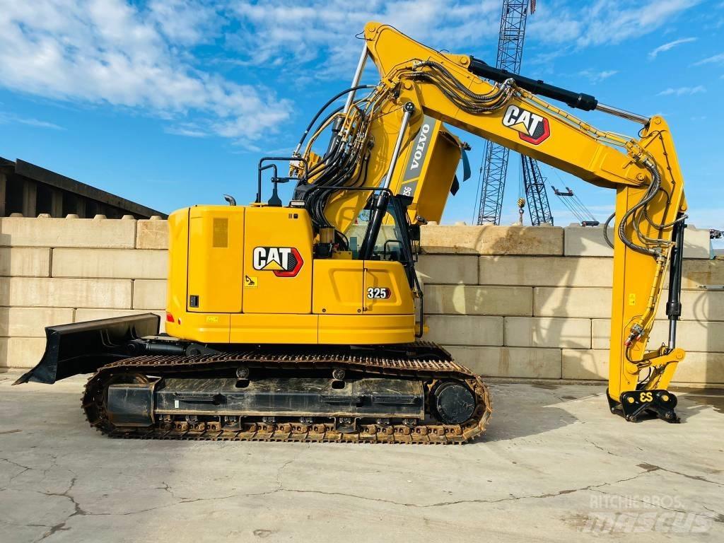 CAT 325 Vikšriniai ekskavatoriai