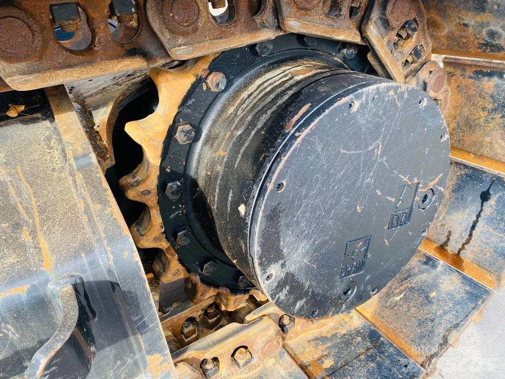 CAT 325 Vikšriniai ekskavatoriai