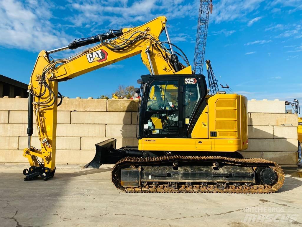 CAT 325 Vikšriniai ekskavatoriai