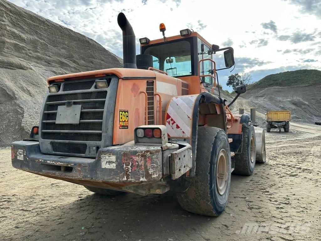 Doosan DL 300 Naudoti ratiniai krautuvai