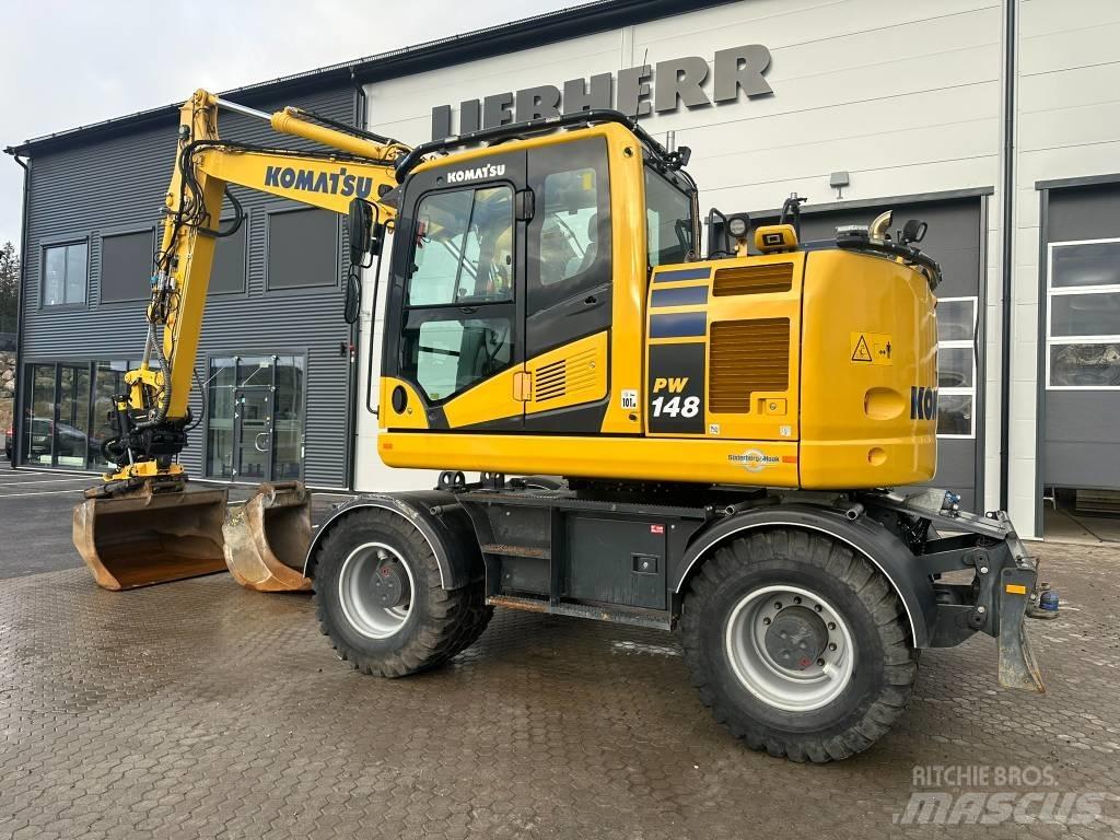 Komatsu PW 148-11 Ratiniai ekskavatoriai