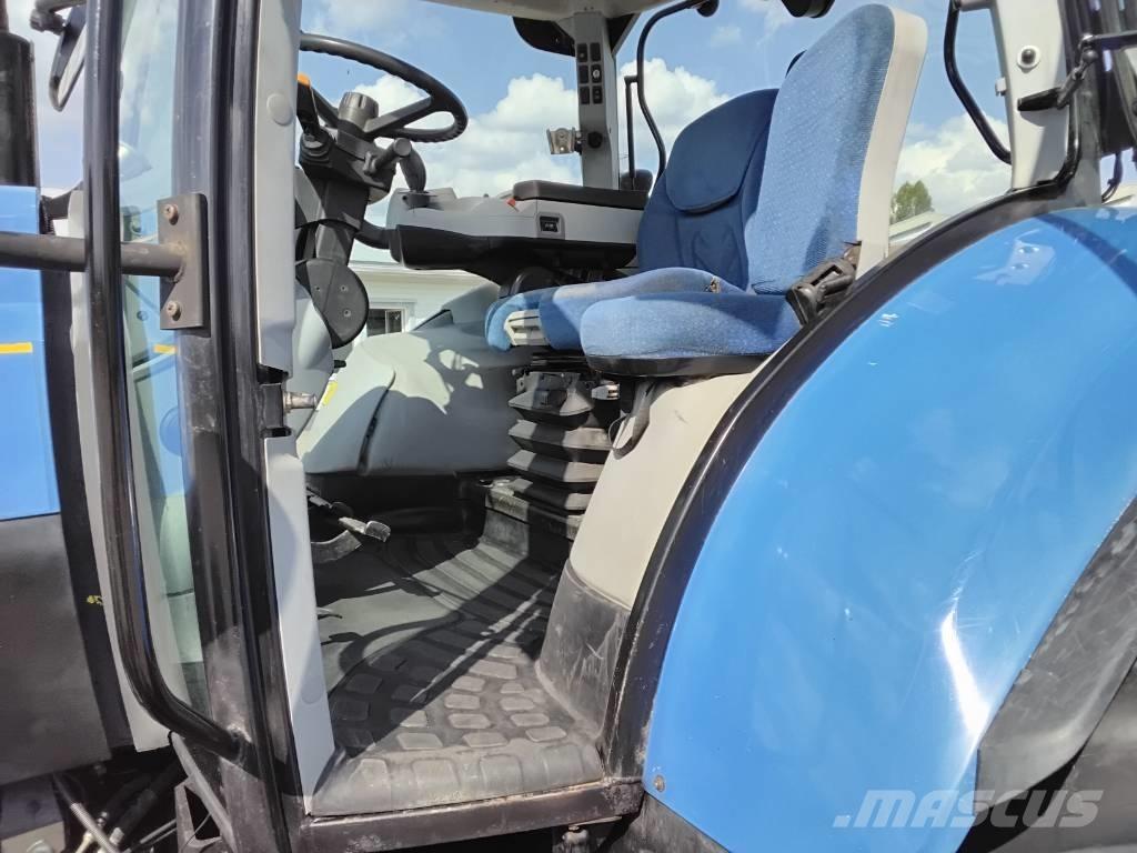 New Holland T6090 Traktoriai