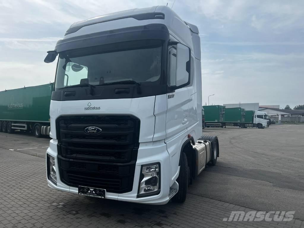 Ford F-Max Naudoti vilkikai