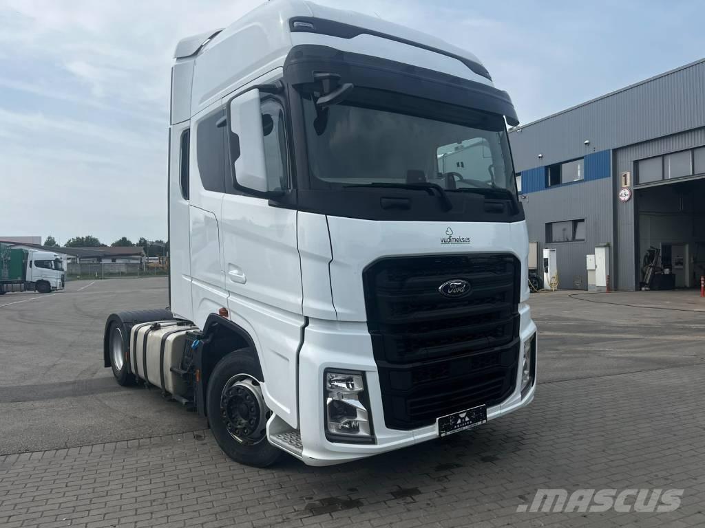 Ford F-Max Naudoti vilkikai