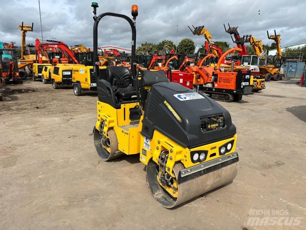 Bomag BW 100 AD M-5 Porinių būgnų volai