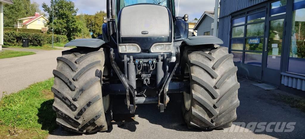 Valtra S 260 Traktoriai