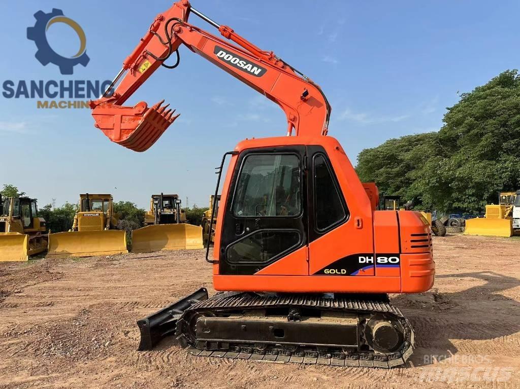 Doosan DH 80 Vidutinės galios ekskavatoriai 7-12 t