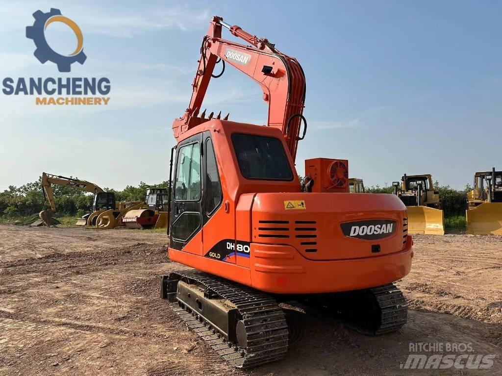Doosan DH 80 Vidutinės galios ekskavatoriai 7-12 t