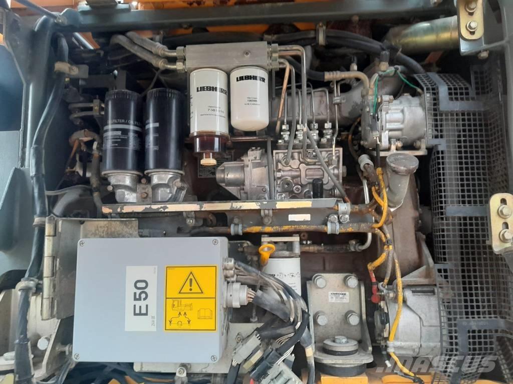 Liebherr R 924 Vikšriniai ekskavatoriai