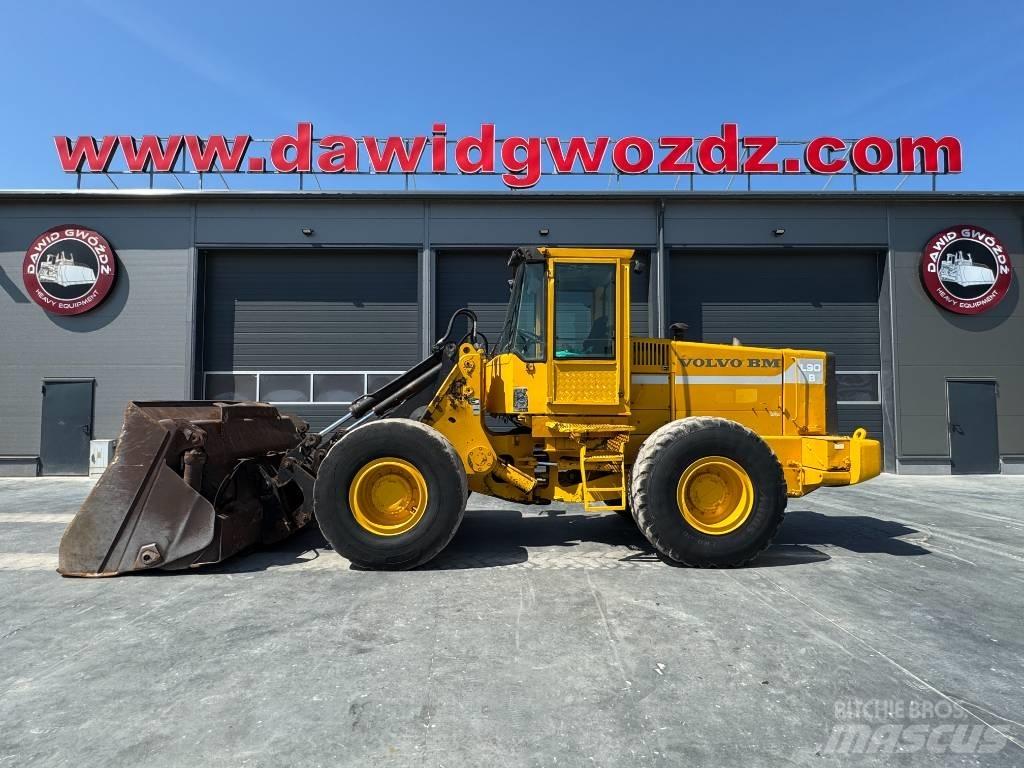 Volvo L90B Naudoti ratiniai krautuvai