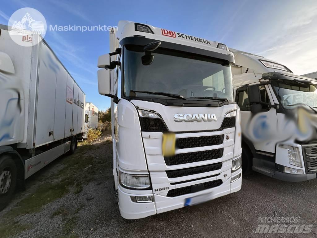 Scania R 580 Sunkvežimiai su dengtu kėbulu