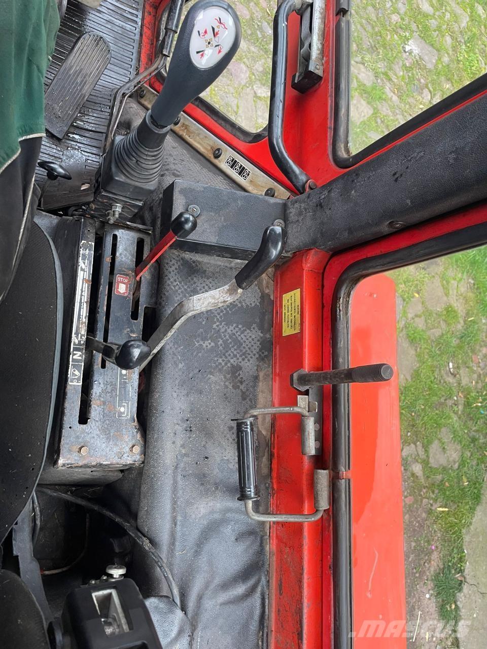 Belarus MTS 82 Traktoriai