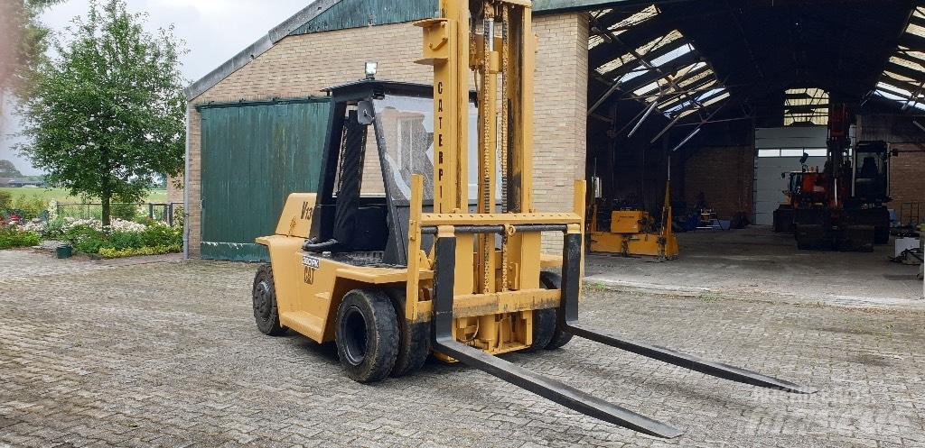 CAT 12000 KG Dyzeliniai krautuvai