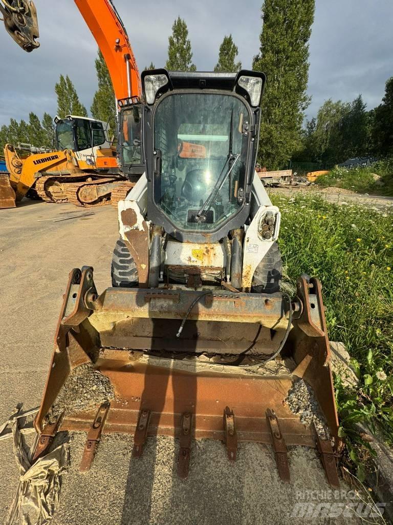 Bobcat S 570 Krautuvai su šoniniu pasukimu