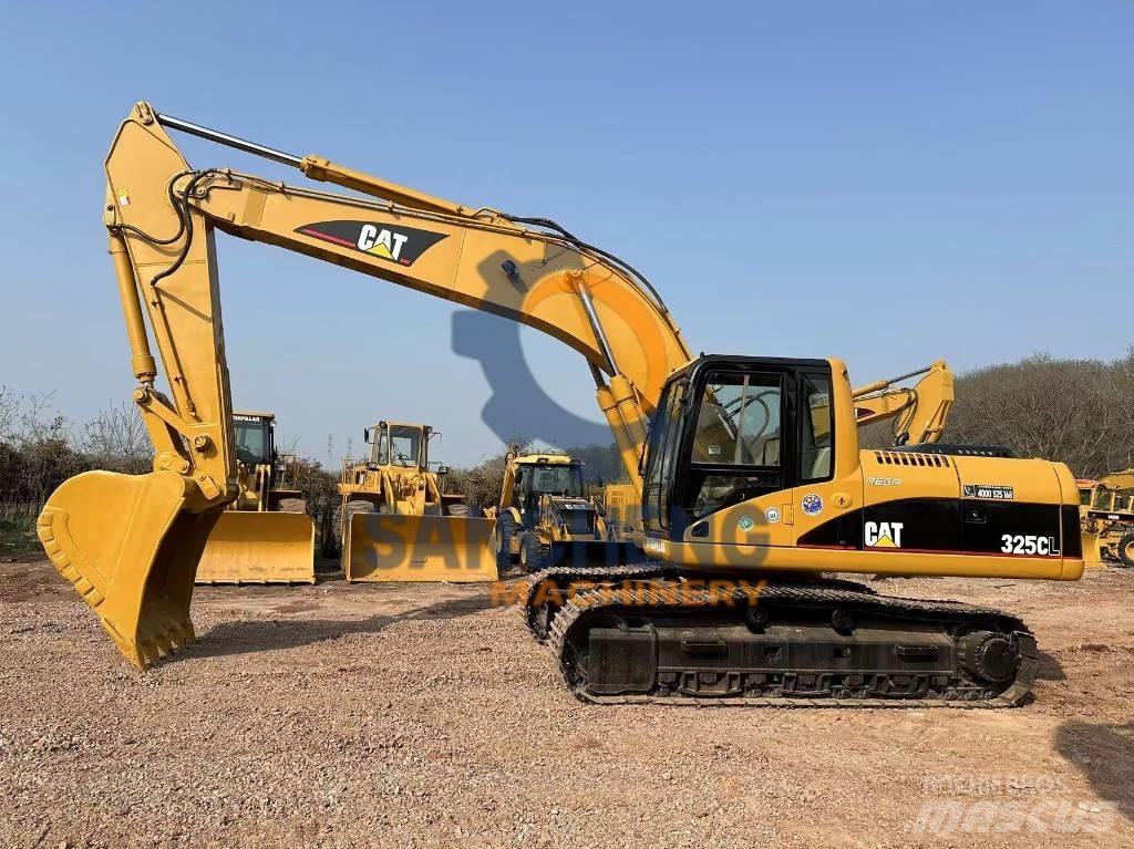 CAT 325 CL Vikšriniai ekskavatoriai