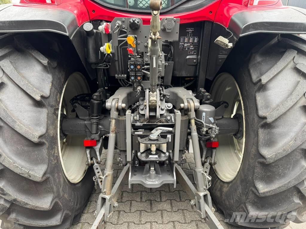 Valtra G105 H Traktoriai