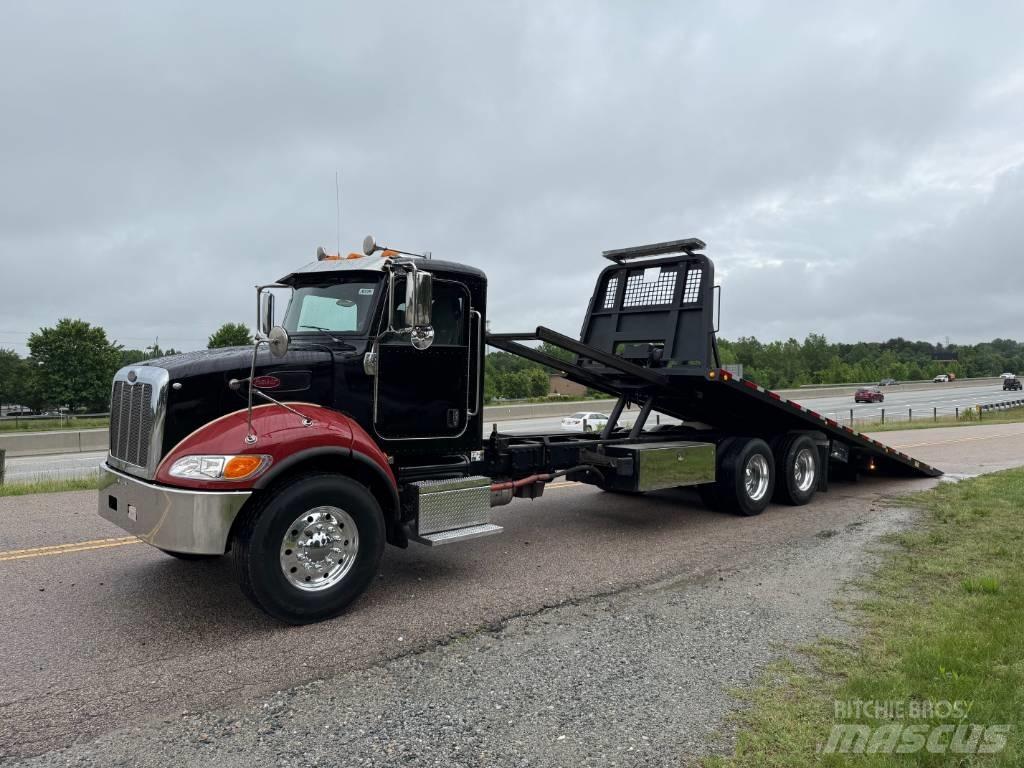 Peterbilt 348 Pagalbos kelyje automobiliai