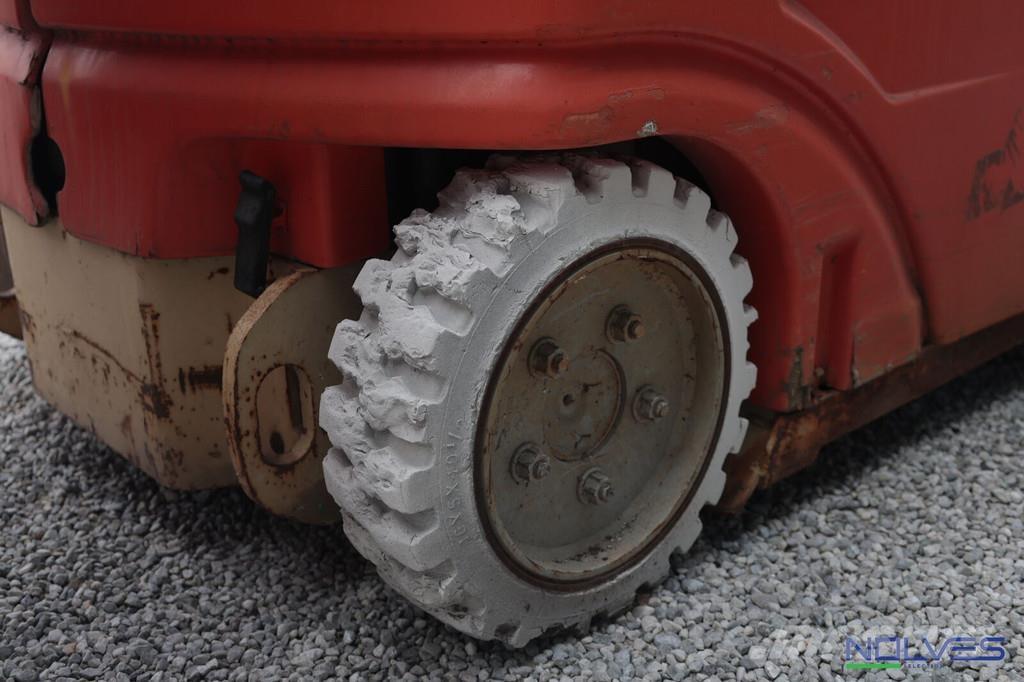 JLG Toucan1010 Kiti keltuvai ir platformos