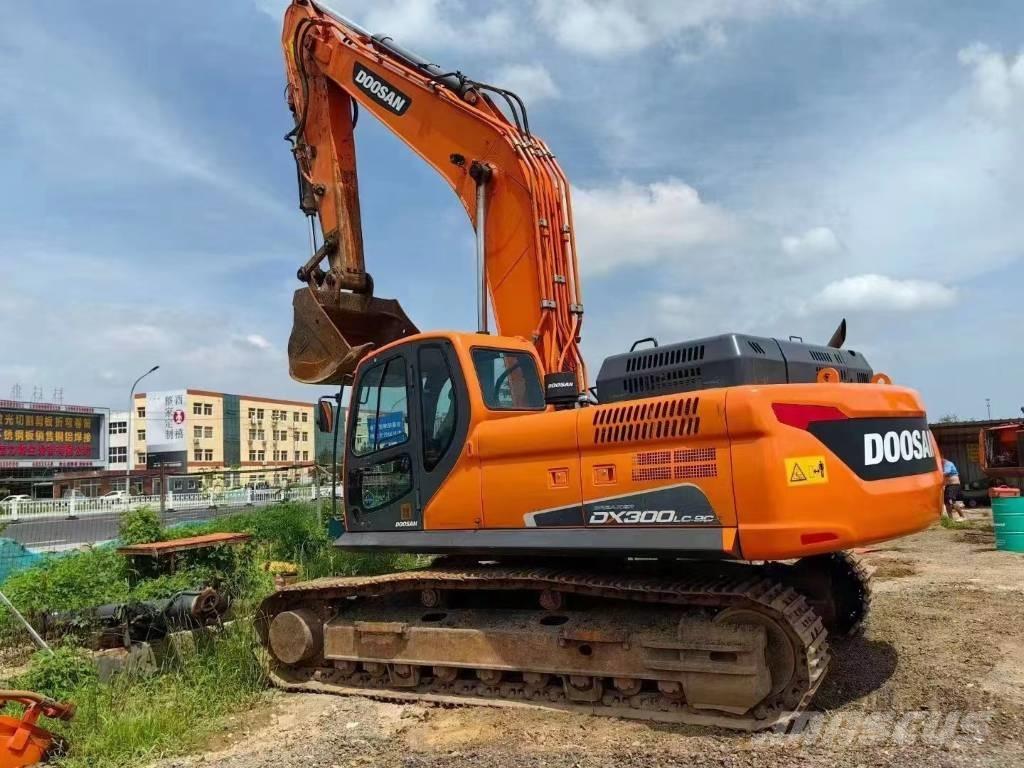 Doosan DX 300 LC Vikšriniai ekskavatoriai
