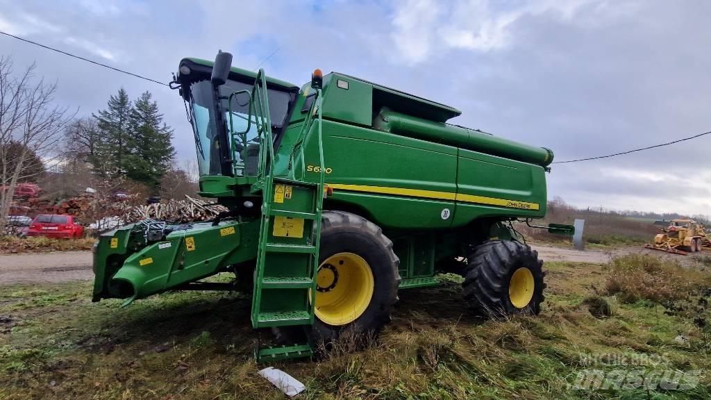 John Deere S 690 Derliaus nuėmimo kombainai