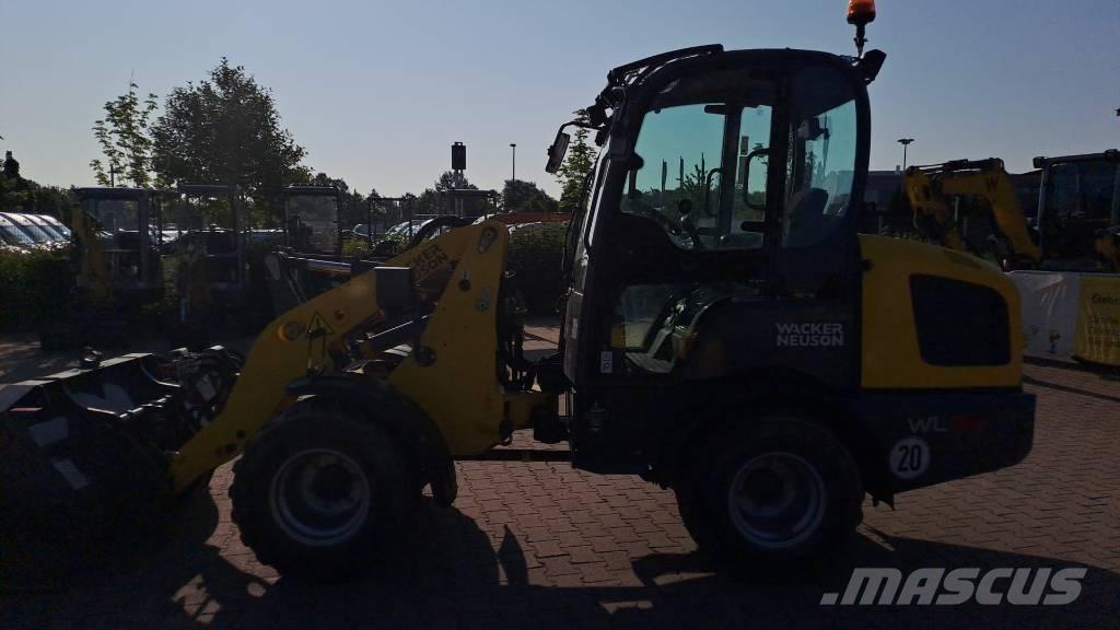Wacker Neuson WL32 Naudoti ratiniai krautuvai