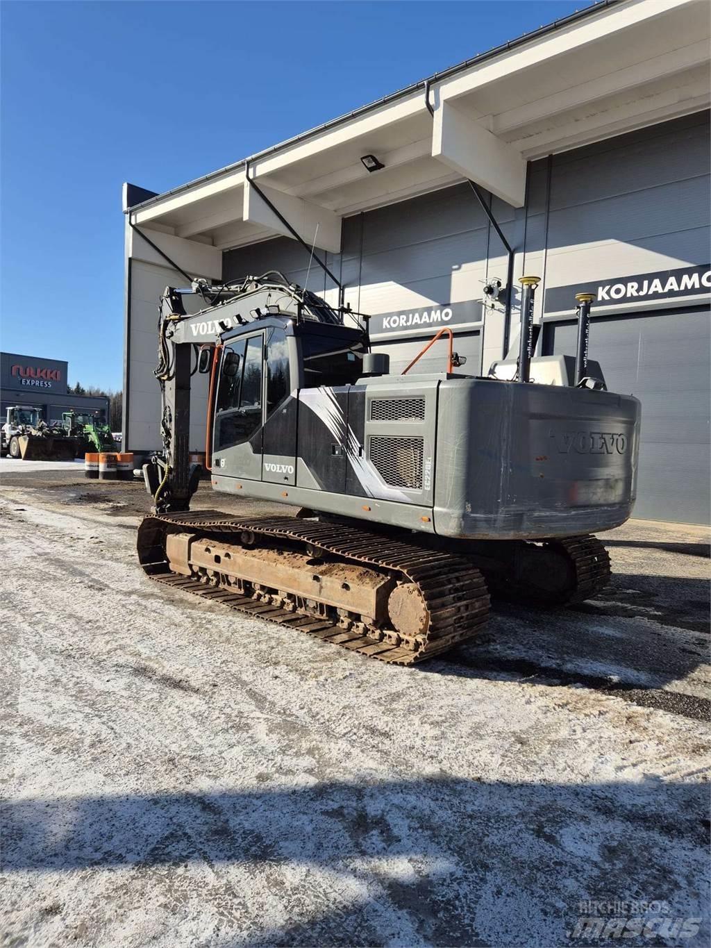 Volvo EC220EL Vikšriniai ekskavatoriai