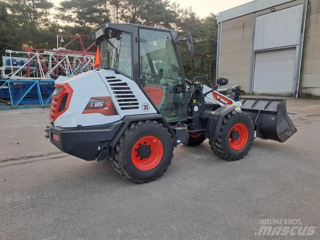 Bobcat L 85 Naudoti ratiniai krautuvai