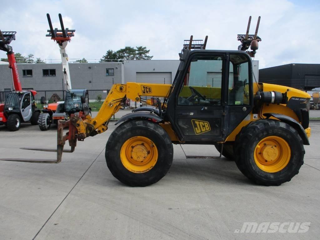 JCB 526 S (628) Teleskopiniai krautuvai