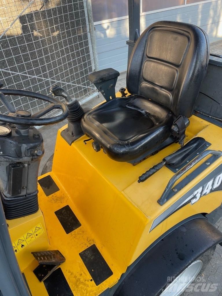 Gehl AL340 Mini krautuvai