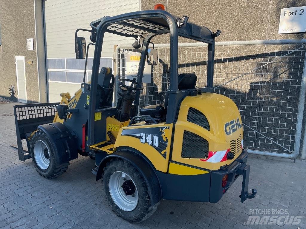 Gehl AL340 Mini krautuvai