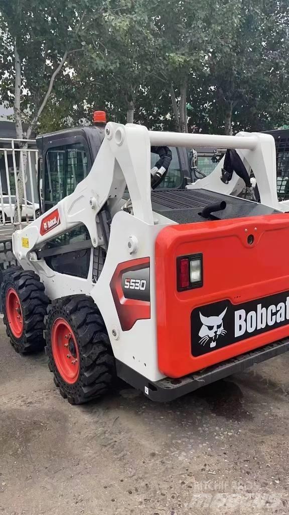 Bobcat S 530 Krautuvai su šoniniu pasukimu