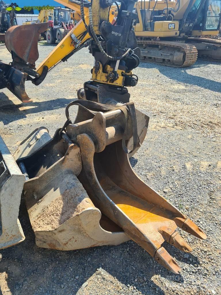 Wacker Neuson EW 100 Ratiniai ekskavatoriai