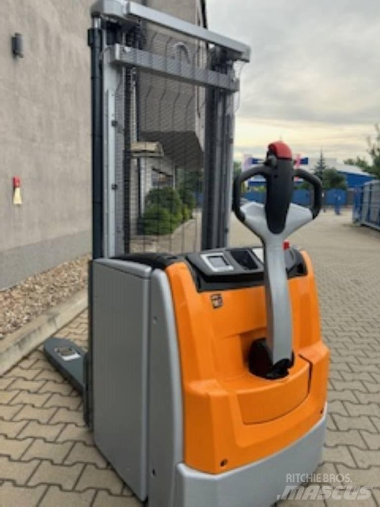 Still EXV 16 Rankiniai vėžimėliai