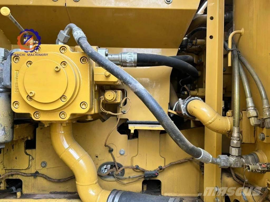 CAT 320 GC Vikšriniai ekskavatoriai
