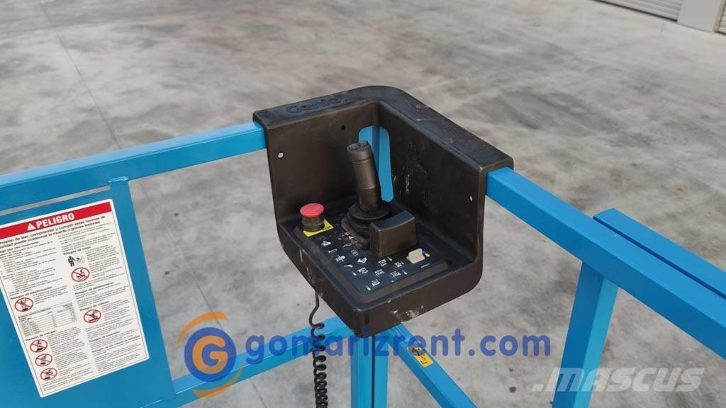 Genie GS 4390 Žirkliniai keltuvai