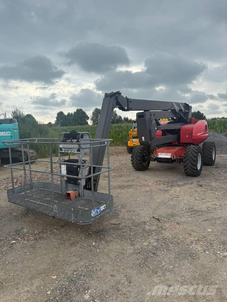 Manitou ATJ 200 Alkūniniai keltuvai