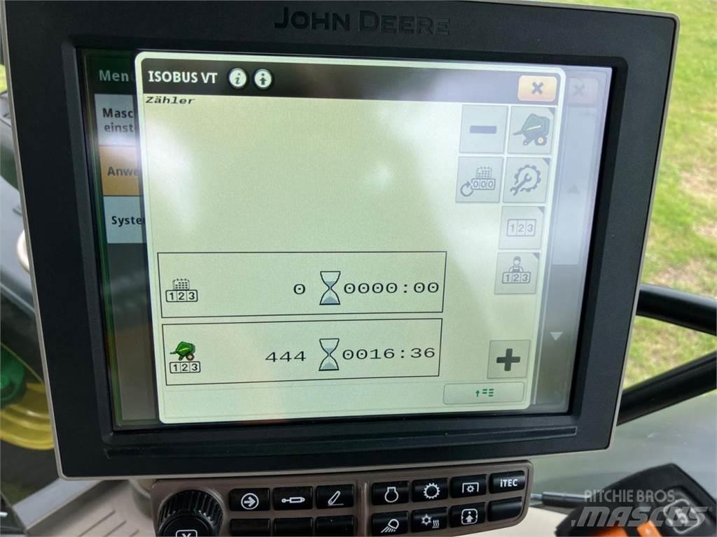 John Deere V461M Ritinių presai