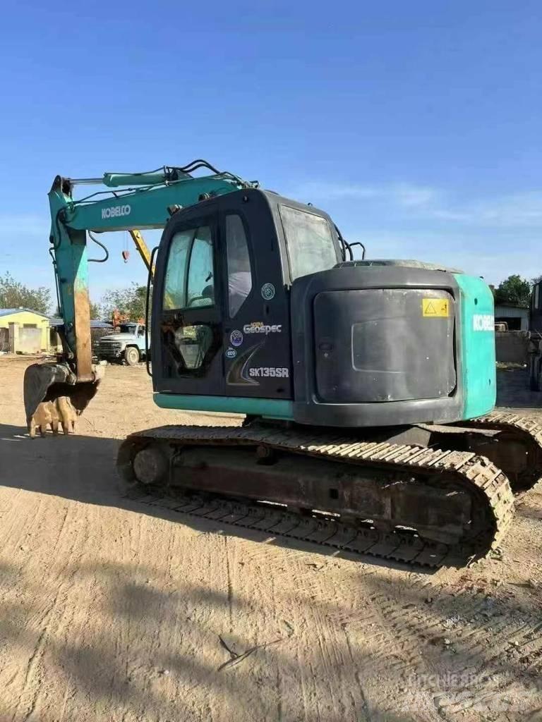 Kobelco SK135 Vikšriniai ekskavatoriai