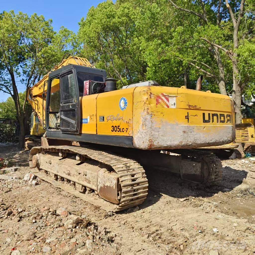 Hyundai R305LC Vikšriniai ekskavatoriai