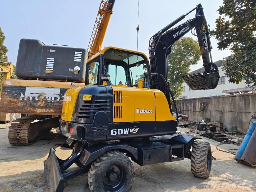 Hyundai Robex 60 W Ratiniai ekskavatoriai