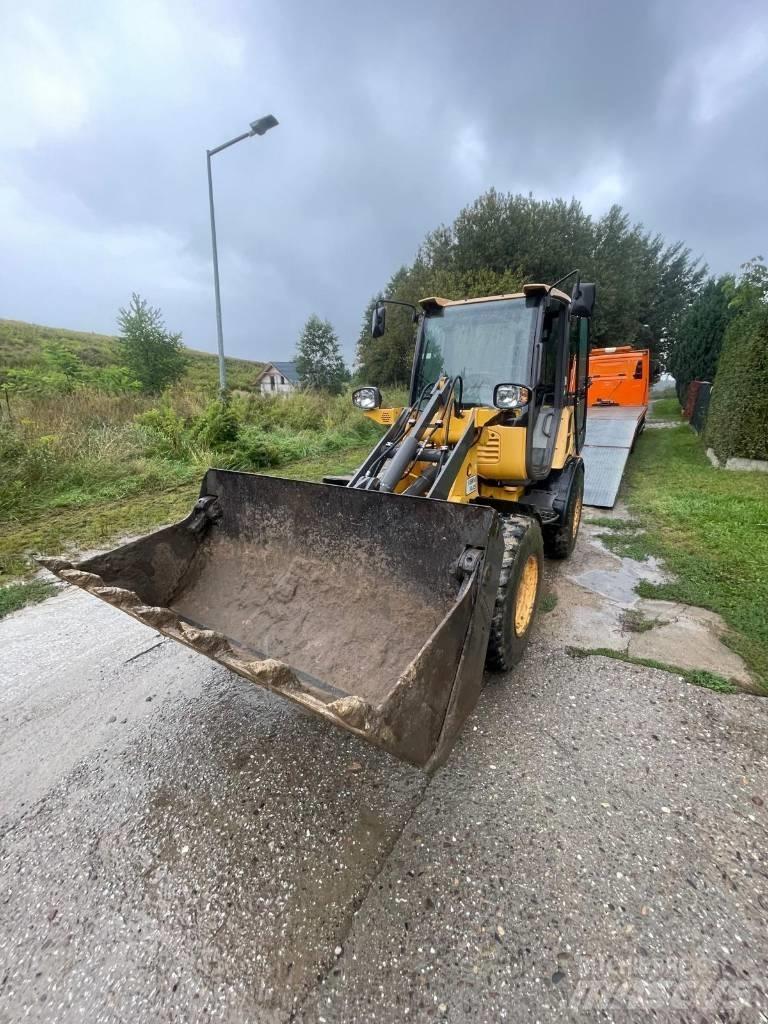Volvo L 25 Naudoti ratiniai krautuvai