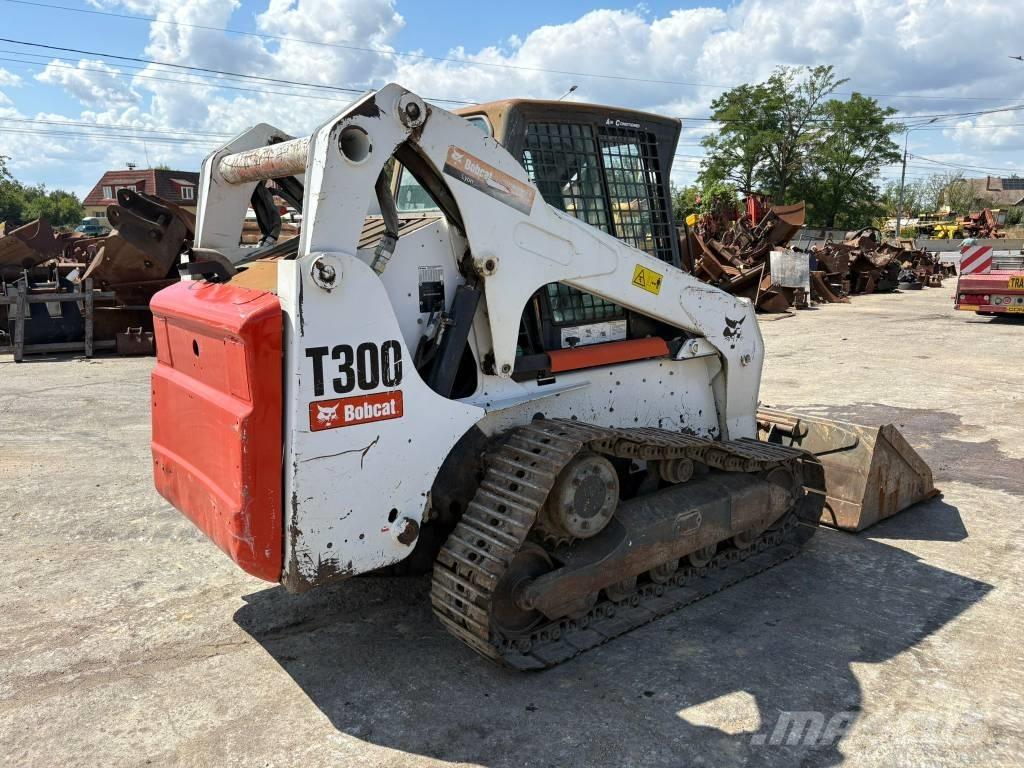 Bobcat T 300 Krautuvai su šoniniu pasukimu
