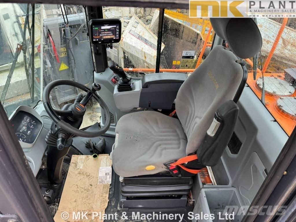 Doosan DL 320-7 Naudoti ratiniai krautuvai