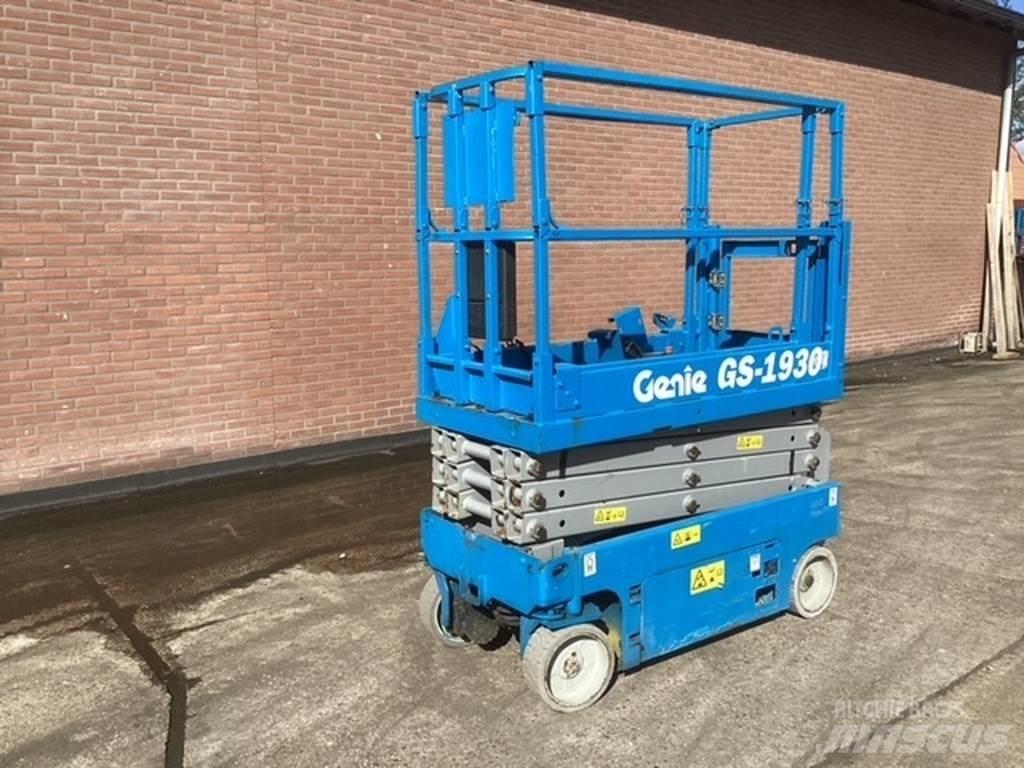 Genie GS1930 Žirkliniai keltuvai
