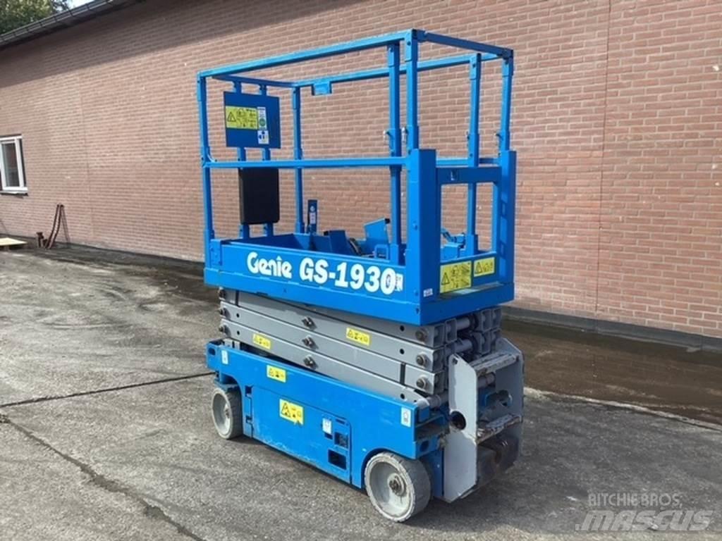 Genie GS1930 Žirkliniai keltuvai