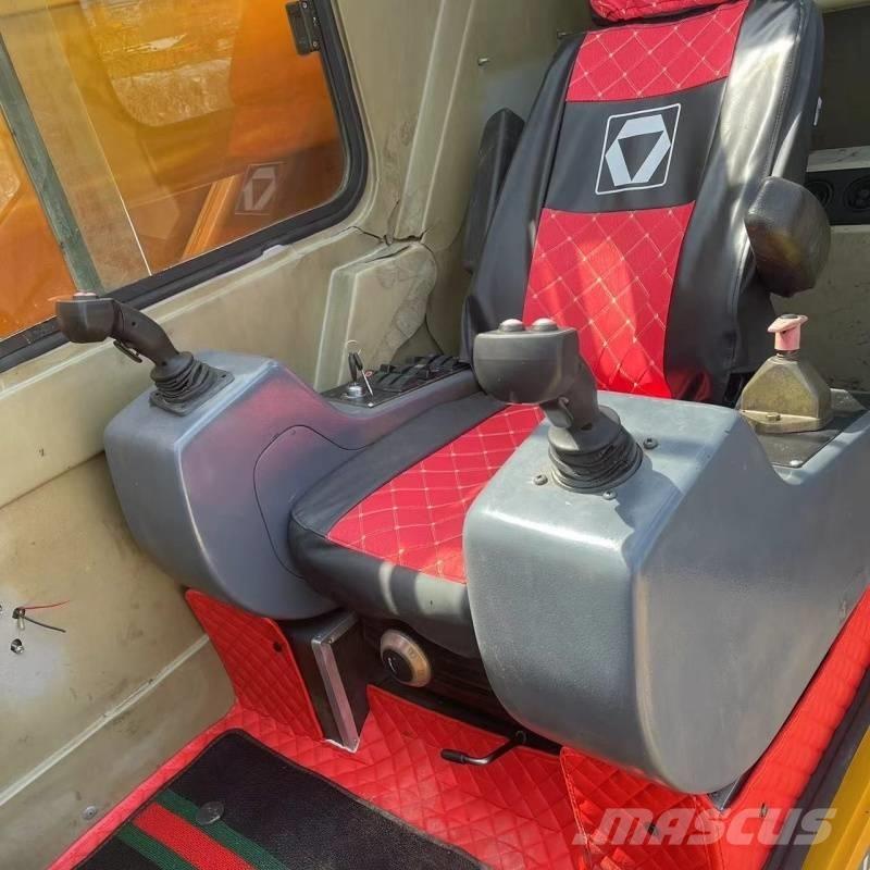 XCMG QY 100 K Visureigiai kranai
