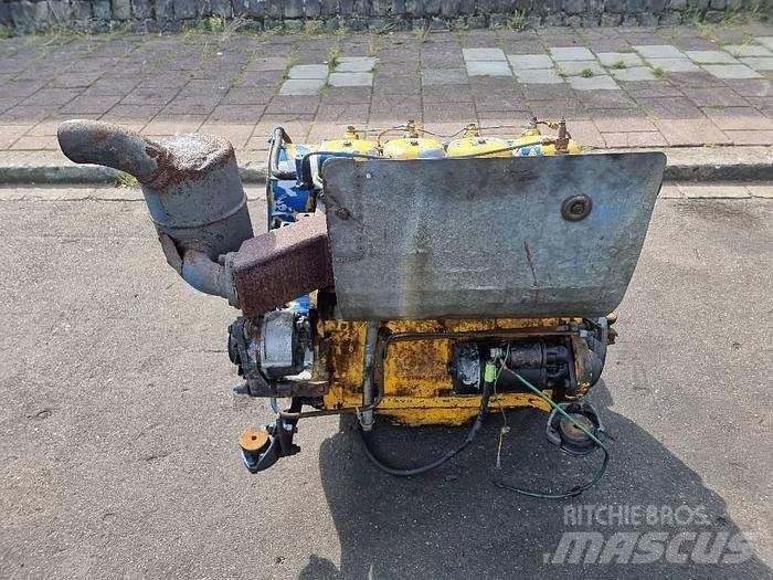  Engines F4L912 Transportas - Kita