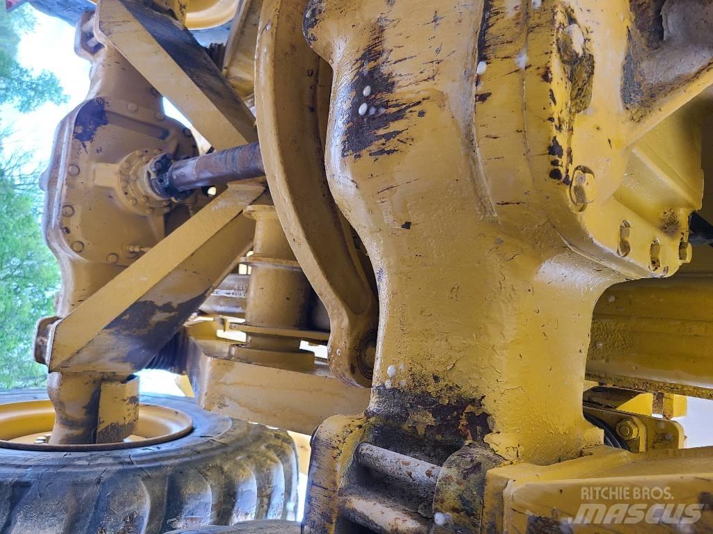 CAT 725 Karjeriniai savivarčiai