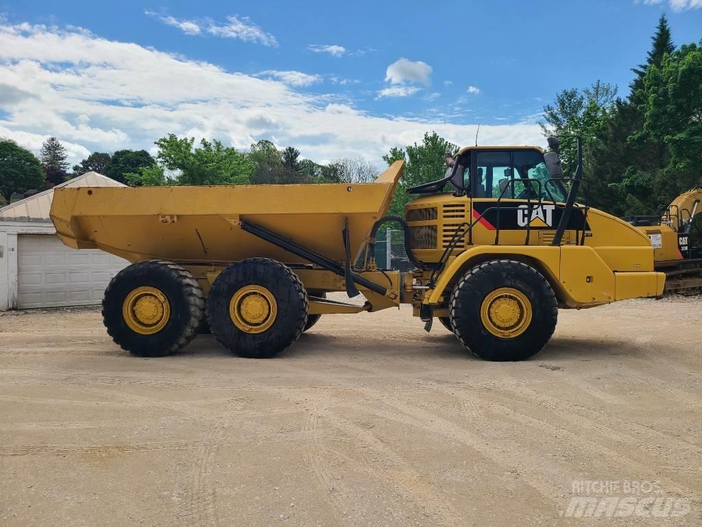 CAT 725 Karjeriniai savivarčiai